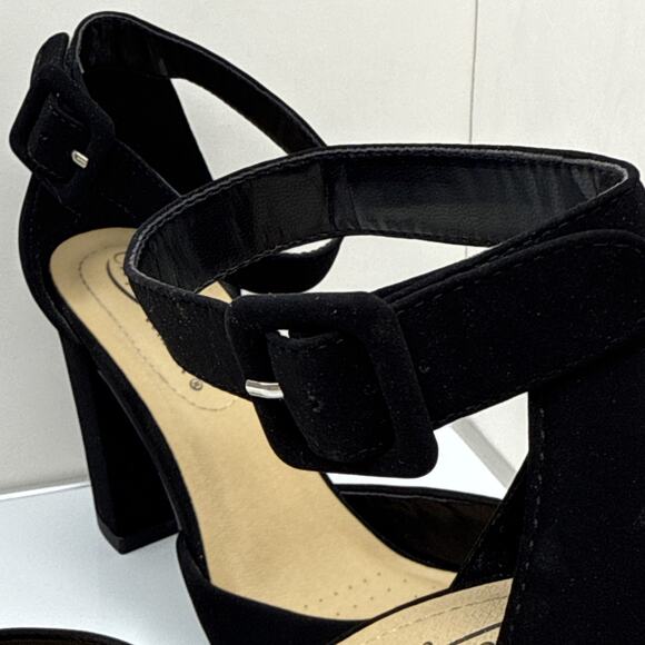 City Classified Women's Comfort Nola Closed Toe Ankle Strap Block Heel Black 8 - Picture 4 of 16